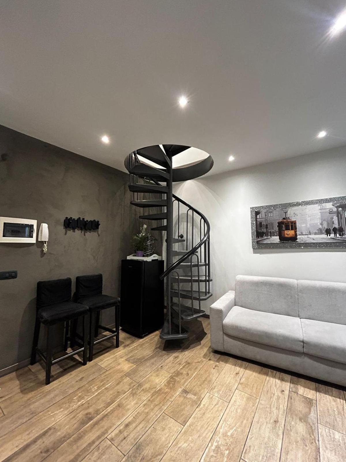 Leonardo Duplex Apartment Milano Eksteriør billede